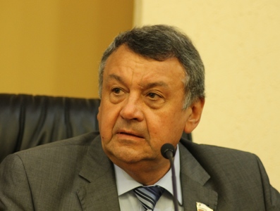 После пяти месяцев больничного министр Сергей Лисовский подал в отставку