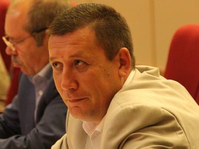 Член думской комиссии по проблемам депутатской этики прилюдно накричал на саратовского эколога 