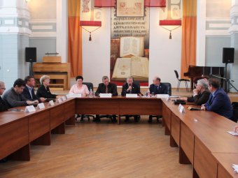 За два года в Саратовской области сократили 111 сельских учреждений культуры
