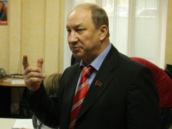 Валерий Рашкин предлагает лишать свободы за нарушение запрета на ночную торговлю алкоголем
