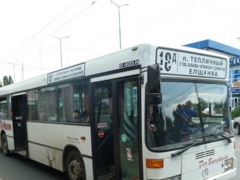 На Буровой 18-й автобус сбил женщину