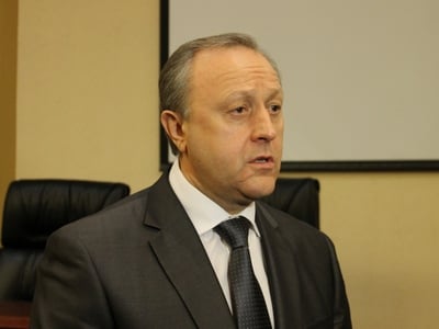 Губернатор заявил о возможной приостановке строительства аэропорта в Сабуровке
