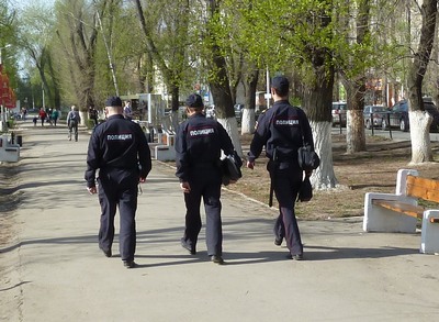 Покой саратовцев на праздники будут охранять две тысячи полицейских