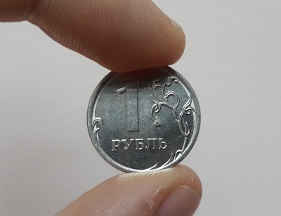 Аналитики HSBC: К концу года доллар будет стоить 72 рубля