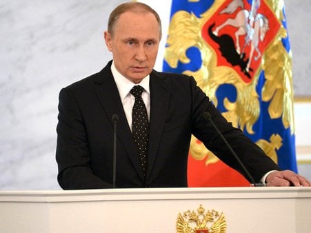 Владимир Путин заявил о продлении выплат материнского капитала на два года