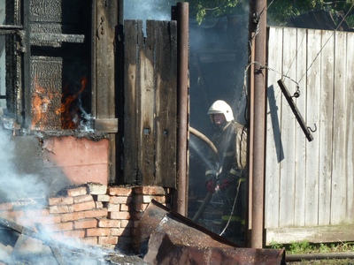 За выходные пять человек погибли при пожарах в частных домах