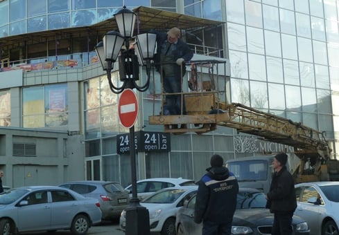 Саратовские чиновники планируют начать перевод городского освещения на светодиодные лампы