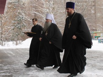 В этом году митрополит Лонгин запретил в служении семь подчиненных