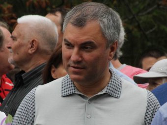 СМИ: Перед выборами Центризбирком заполняют «людьми Володина»