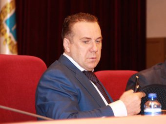 Олег Грищенко начал открытый конфликт с главой администрации Саратова Сараевым