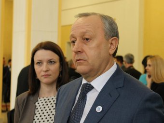 Губернатор активу Саратовской области: «Давайте себя не хлыстать»