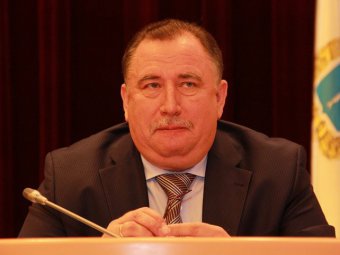 Валерий Сараев получил представление от прокуратуры за бесконтрольную торговлю с машин