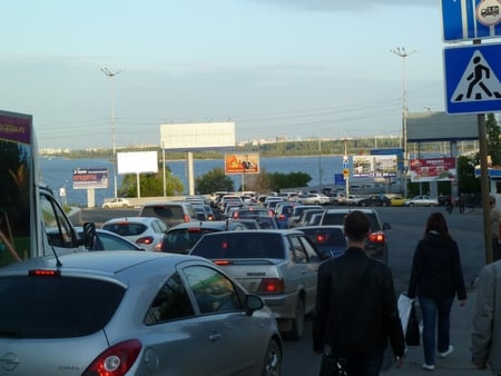 Количество автомобилей в Саратовской области превысило миллион