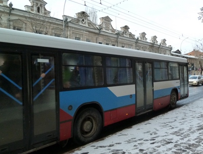 Депутаты рекомендовали не давать право мэрии согласовывать автобусные маршруты «Саратов-Энгельс»