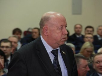 Зампред правительства Буренин стал «ближе к народу» на торжестве по случаю Дня работника ЖКХ