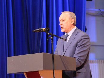 На открытии чемпионата молодых профессионалов Валерий Радаев посоветовал им надеяться на самих себя