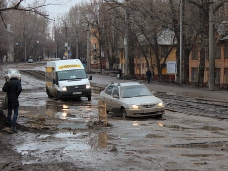 Администрация Заводского района отчиталась о ремонте асфальта на улице Огородной