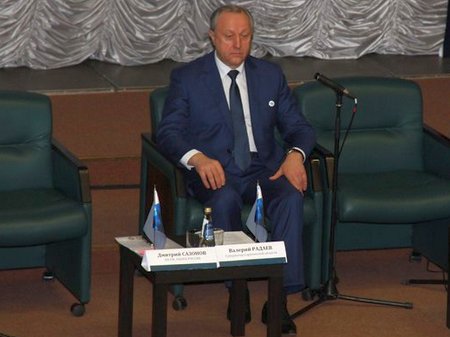 На открытии форума начинающих предпринимателей Валерий Радаев заявил о росте уважения к бизнесу