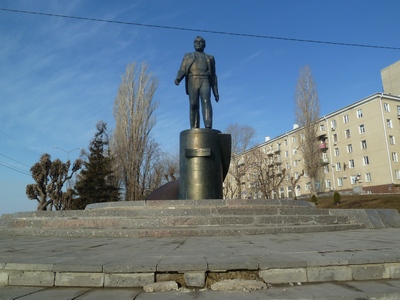 В районе памятника Юрию Гагарину будет запрещено движение и парковка транспорта