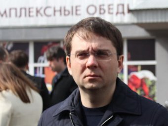 Заместитель министра ЖКХ Михаила Меня пообщался с женщинами и детьми  в Солнечном