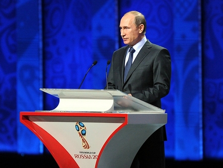 Путин поручил полиции не допустить разворовывания бюджетных средств на подготовку к Чемпионату мира по футболу-2018