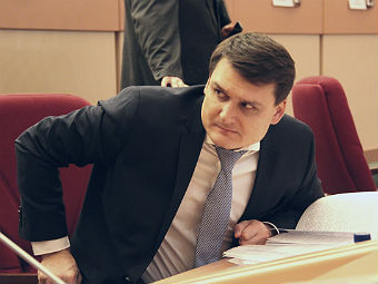 Депутат-единоросс «сдался» полицейским после нарушения ПДД в центре Саратова