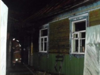 В результате ночного пожара в Екатериновке пострадали два человека