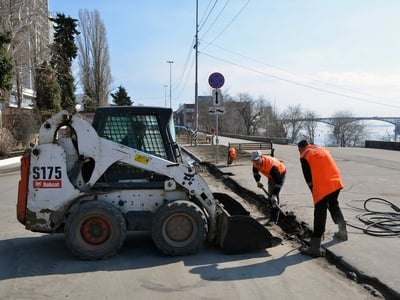 Валерий Сараев пообещал закончить ремонт набережной к 1 мая и подумать над установкой колеса обозрения