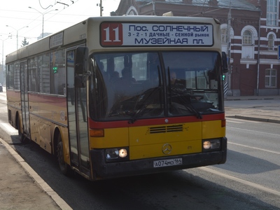 Из-за резкого торможения водителя 11-го автобуса на Московской упали двое пассажиров