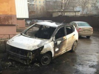 Еженедельно в Саратовской области преступники сжигают по одному автомобилю