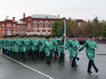 Репетицию парада на Театральной площади перенесли из-за плохой погоды