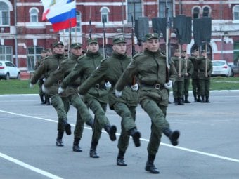 Репетиция торжественного прохождения войск Саратовского гарнизона. Фоторепортаж