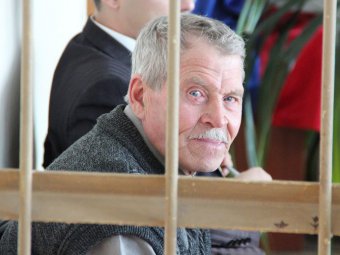 Саратовский пенсионер Юрий Кутузов требует погашения судимости за экстремизм