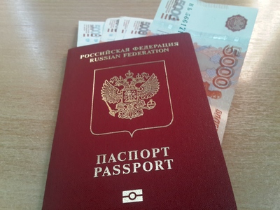 Приставы вынудили саратовца погасить долг по кредиту, запретив ему уезжать из России