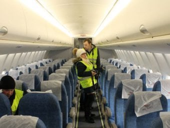 СМИ: Авиакомпании теряют прибыль из-за простоя самолетов SSJ100