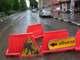 Энергетики просят автомобилистов не игнорировать предупреждающие знаки на улице Рахова