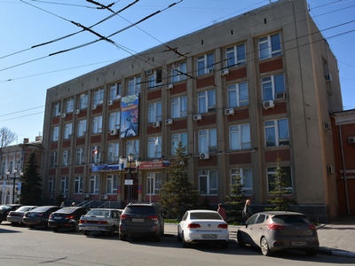 Мэрия продает за 23 миллиона рублей здание по соседству с администрацией Волжского района