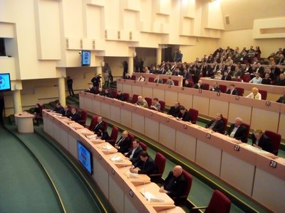 Губернатор попросил найти «рычаги давления на копателей»