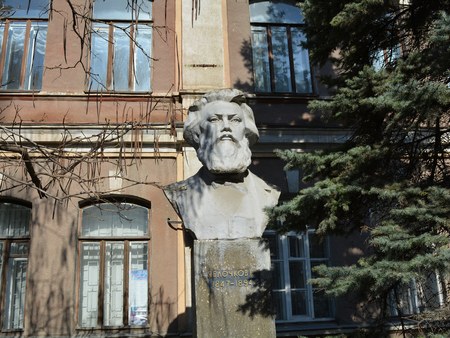 Памятник жертвам политических репрессий в Саратове установят напротив колледжа радиоэлектроники