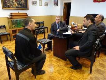 Владимир Незнамов похвалил ИК-17 за воспитательную работу с осужденными