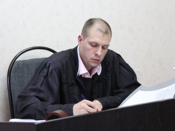 Судья Григорашкин запретил видеосъемку в деле о клевете на депутата Курихина