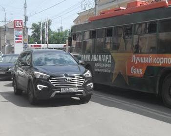 В центре Саратова внедорожник Hyundai сбил пешехода
