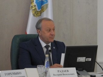 Губернатор назвал главный театр Саратова неспособным круглогодично принимать зрителей