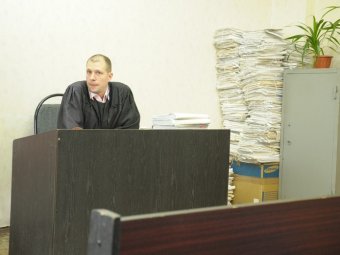 Заседание по делу «Курихин против Вилкова» отложили из-за неявки адвоката
