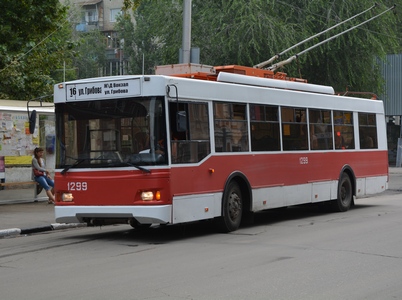Три городских троллейбуса перестанут ходить из-за ремонта проезжей части на улице Рахова
