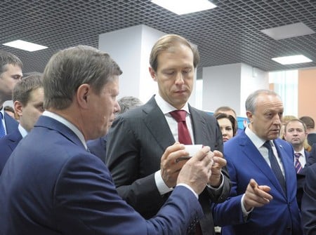 Денис Мантуров посоветовал учредить в регионах фонды развития промышленности