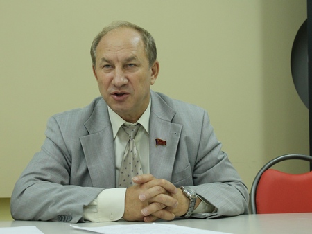 Валерий Рашкин в Госдуме: «Нас пугают возвращением девяностых, а они уже здесь»