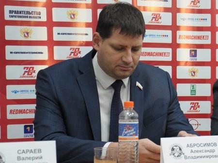 Министр спорта о снятии «Кристалла» с чемпионата: «Хоккей в Саратовской области жив»