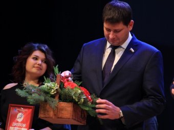 Министр Абросимов пожелал саратовским студентам «поймать халяву» на сессии