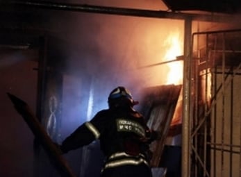 В коллекторе теплотрассы в центре Саратова ночью сгорели двое неизвестных